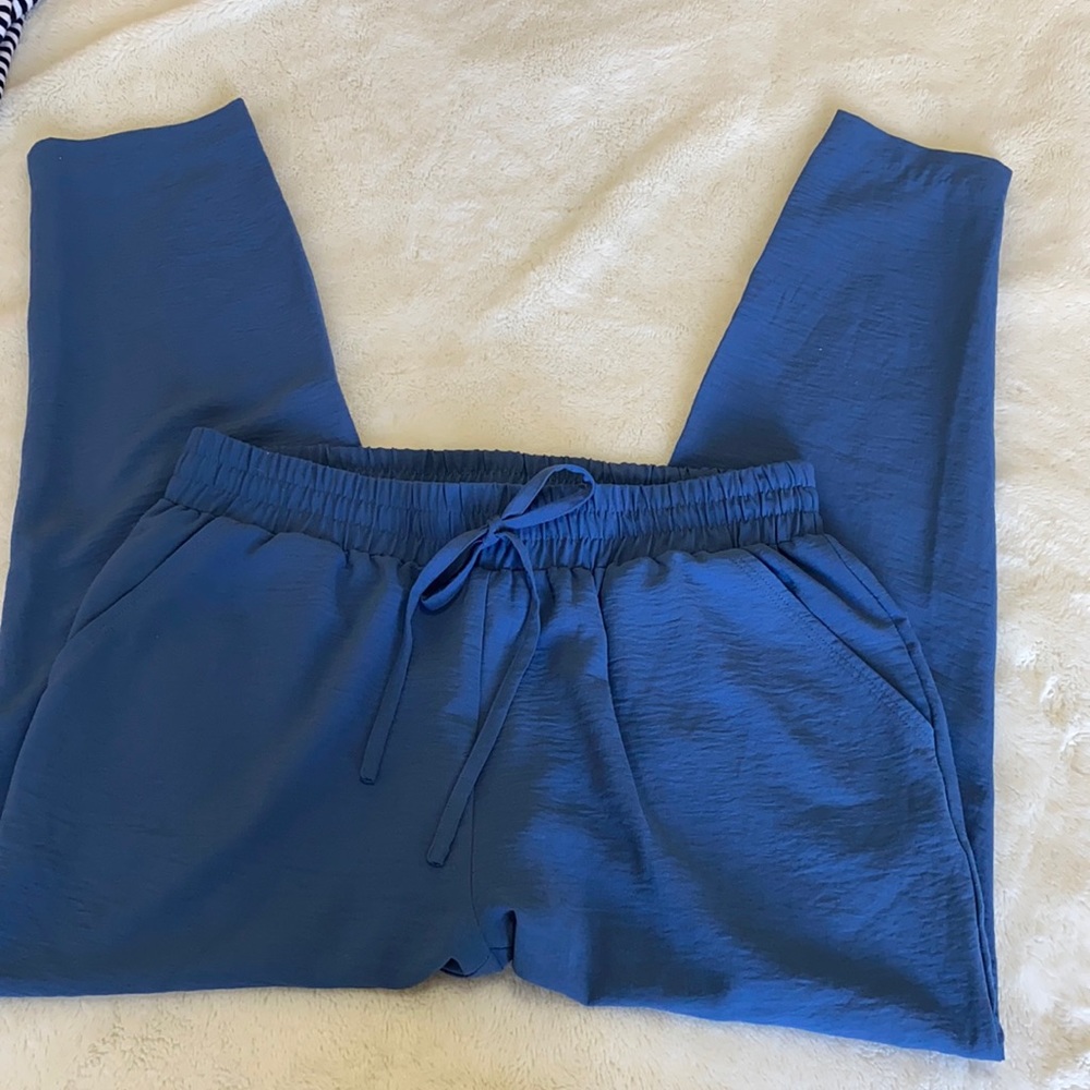 Women’s New York Clothing petite large pants